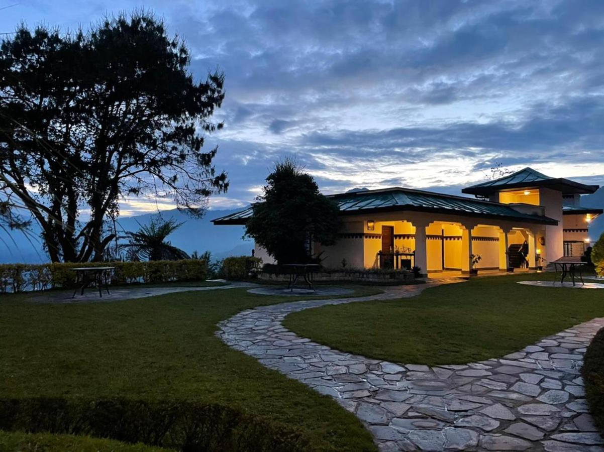 Denzong Regency- Luxury Mountain Retreat Spa & Casino Гангток Экстерьер фото