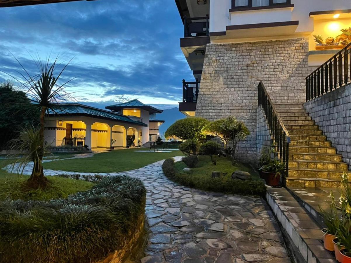 Denzong Regency- Luxury Mountain Retreat Spa & Casino Гангток Экстерьер фото